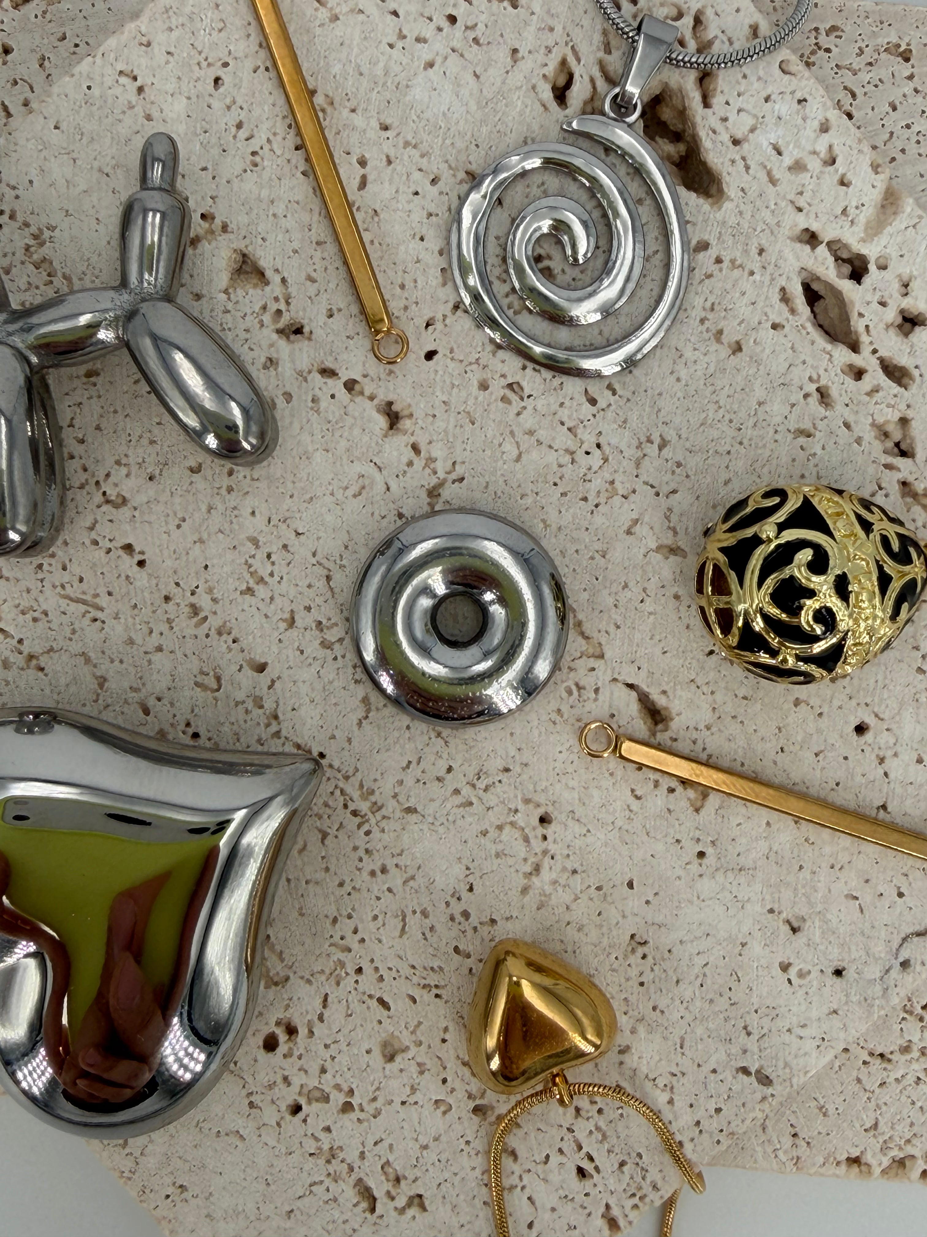 Colliers & Pendentifs